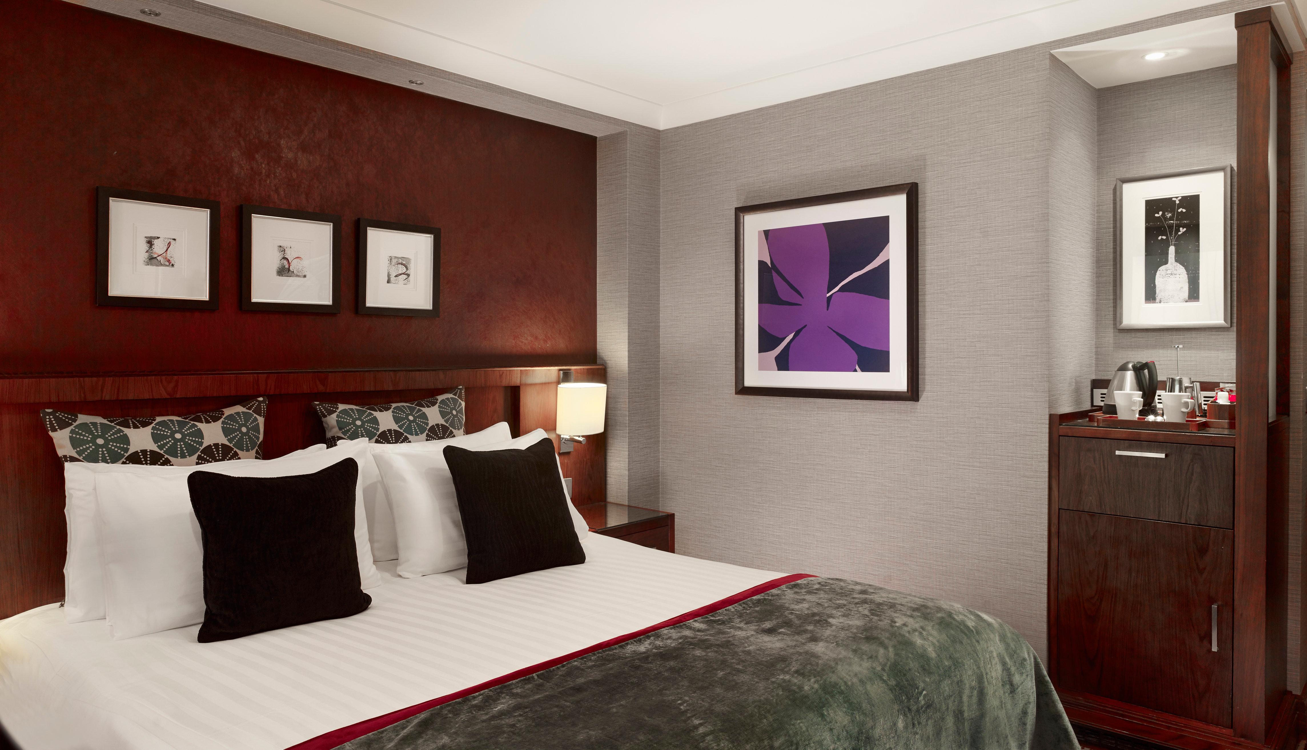 Отель Crowne Plaza London - Gatwick Airport By Ihg Кролей Экстерьер фото